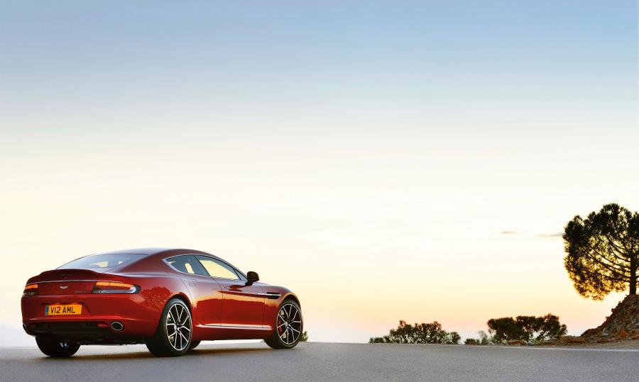  Aston Martin Rapide S 2013 года  (фото 37 из 69)